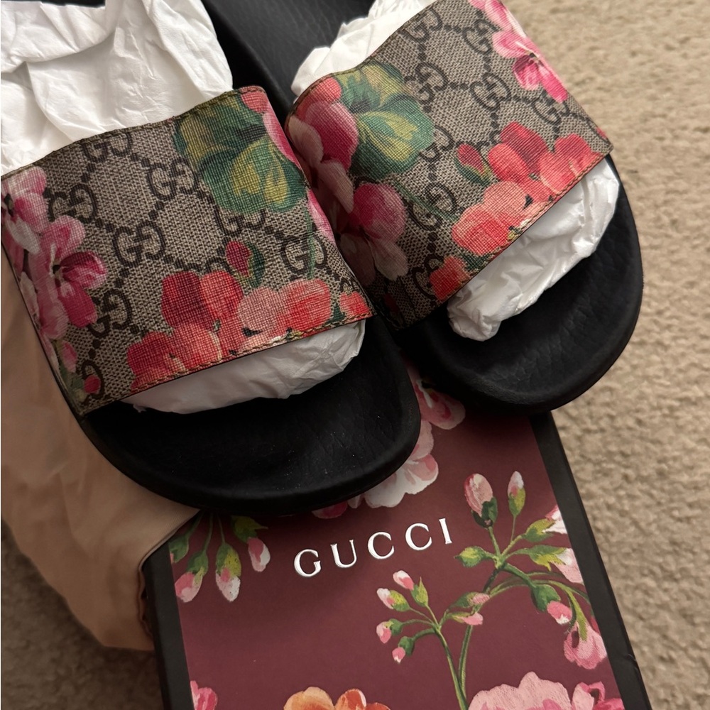 Gucci Ebony Multicolor Floral Box